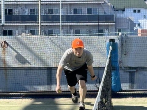 ウインブルドンのボールボーイさながらのボール拾い